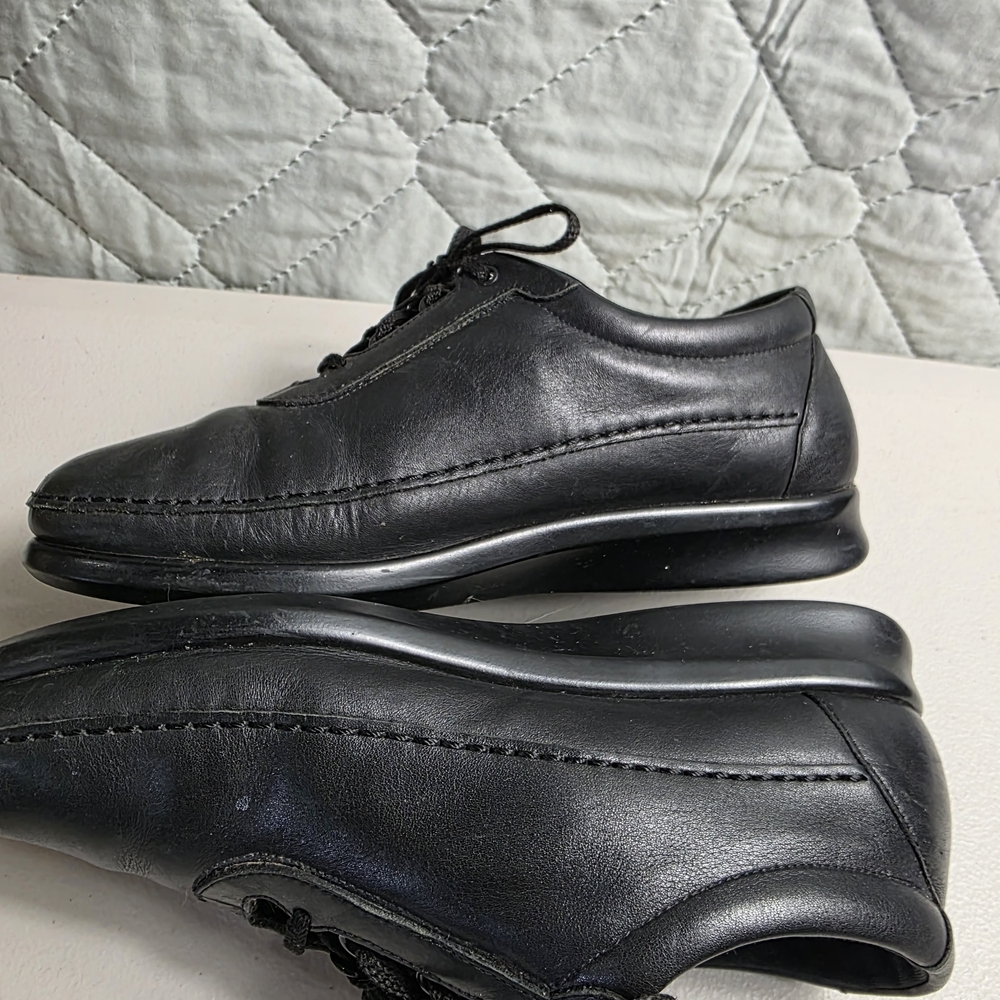 SAS Womens Traveler Sneaker Size 9W Walking Shoe Black Leather - Picture 7 of 9